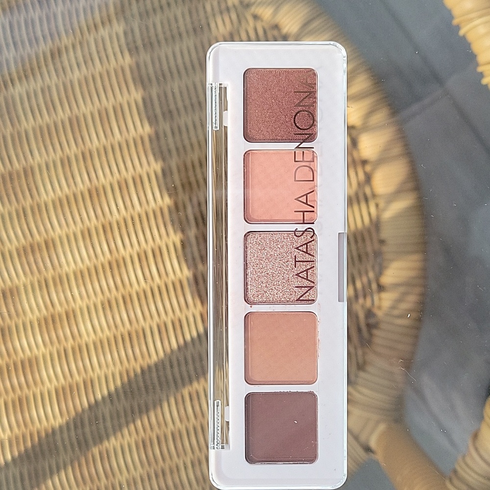 Natasha Denona Mini Biba Eyeshadow Palette - Picture 4 of 7